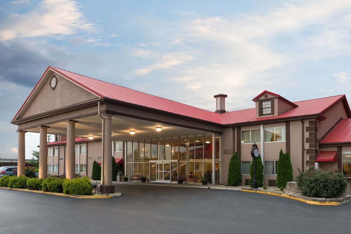 How Ramada Inn uses BidClerk to put heads in beds