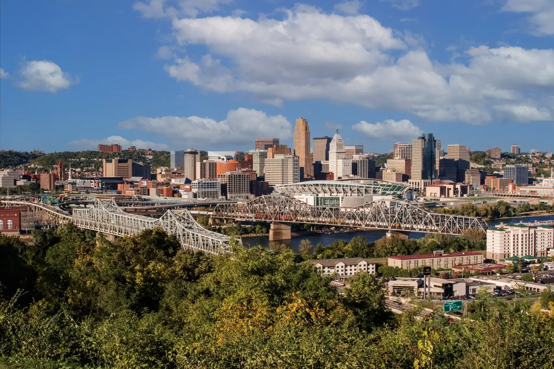 Scenic view of downtown Cincinnati
